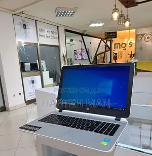 New Laptop HP Pavilion 15 8GB Intel Core I5 HDD 1T