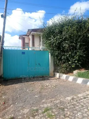 Furnished 5bdrm House in Hayat, Yeka for sale