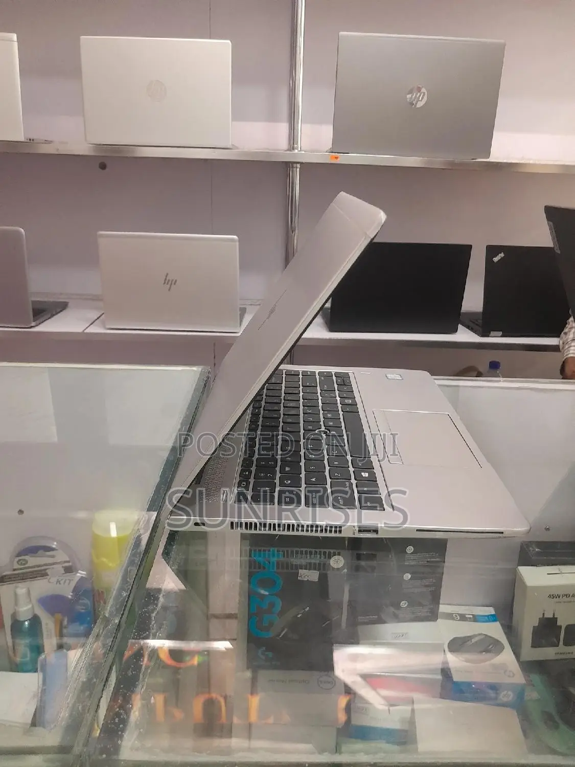 New Laptop HP EliteBook 840 16GB Intel Core I7 SSD 256GB