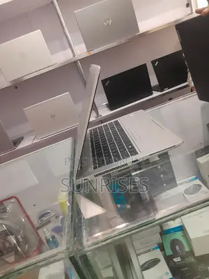 New Laptop HP EliteBook 840 16GB Intel Core I7 SSD 256GB