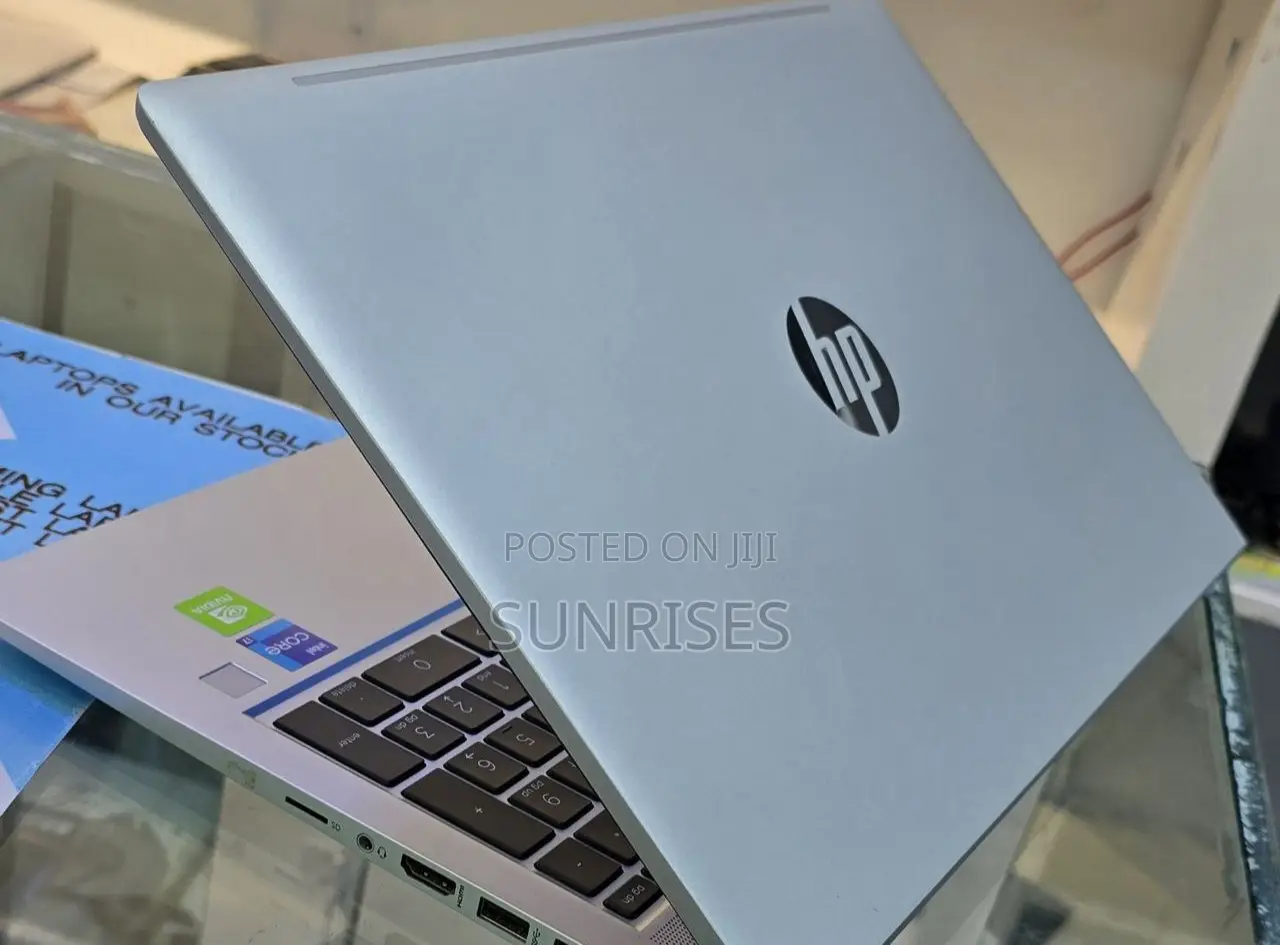 New Laptop HP ProBook 440 G8 16GB Intel Core I7 SSD 512GB