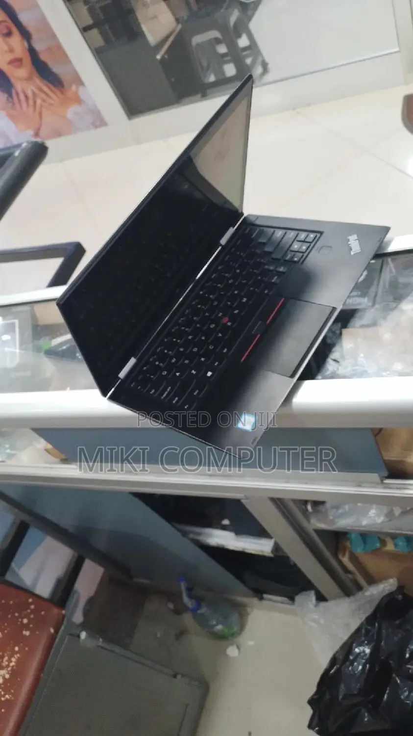 New Laptop Lenovo Yoga 260 8GB Intel Core I5 SSD 512GB