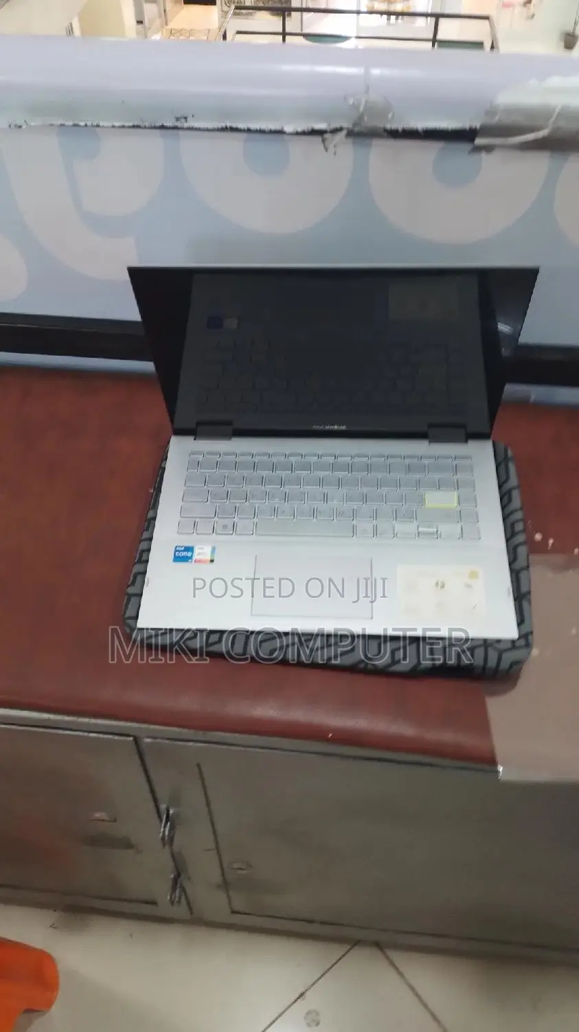 New Laptop Asus VivoBook 15 X505BA 8GB Intel Core I5 SSD 512GB