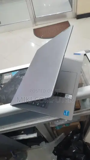 New Laptop Lenovo IdeaPad Z570 8GB Intel Core I3 SSD 256GB