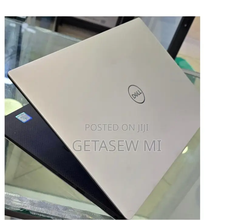 New Laptop Dell XPS 15 16GB Intel Core I9 SSD 512GB