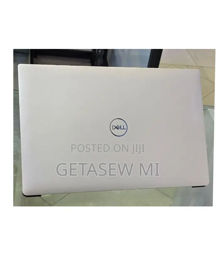New Laptop Dell XPS 15 16GB Intel Core I9 SSD 512GB