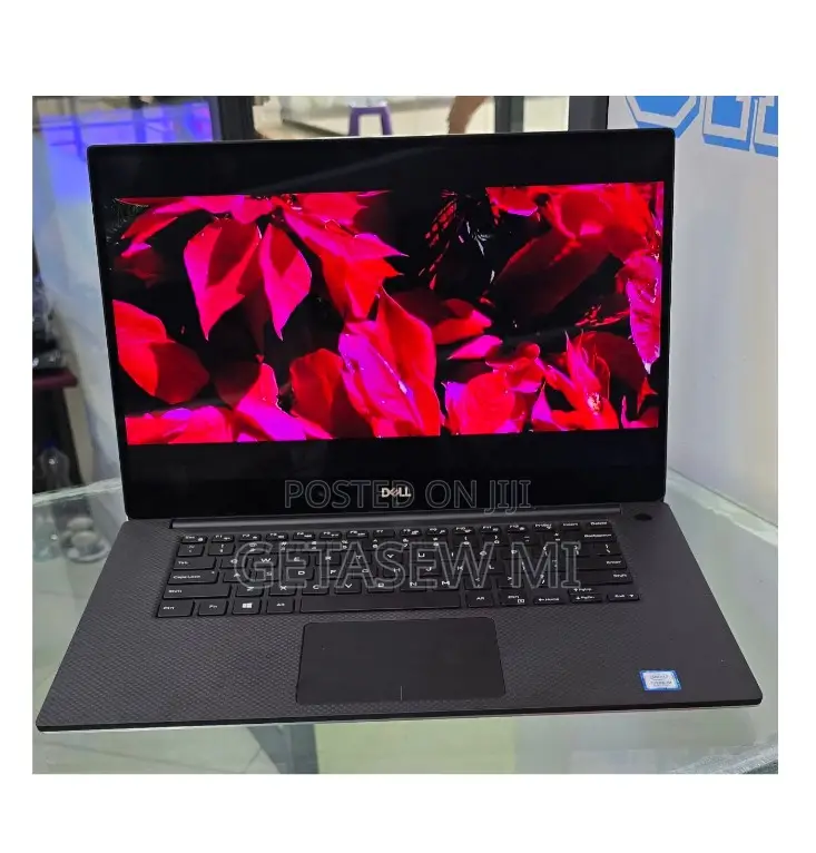 New Laptop Dell XPS 15 16GB Intel Core I9 SSD 512GB