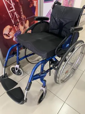 Comfortable Wheelchair(Slightly Used)Wheelchair~Wheelchair~