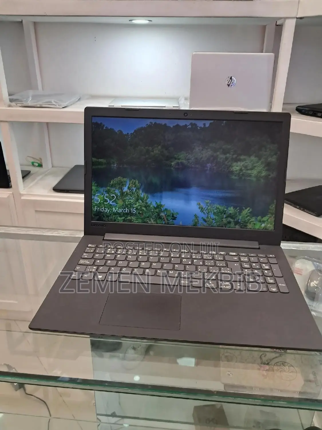 New Laptop Lenovo 4GB Intel Xeon HDD 500GB