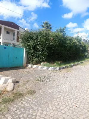 4bdrm House in አያት ኮምፓውንድ ውስጥ የሚሸጥ, Bole for sale