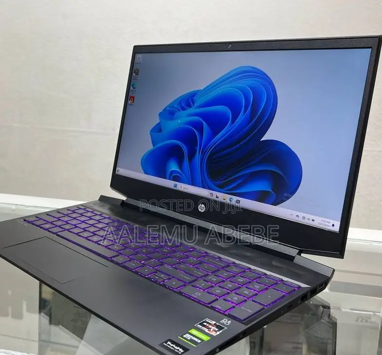 New Laptop HP Pavilion 15 16GB AMD Ryzen 5 SSD 512GB