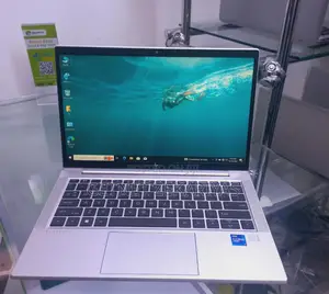 New Laptop HP EliteBook 830 16GB Intel Core I7 SSD 512GB