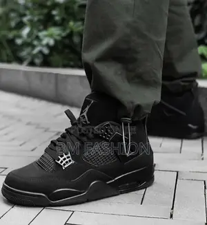 Jordan 4 Black