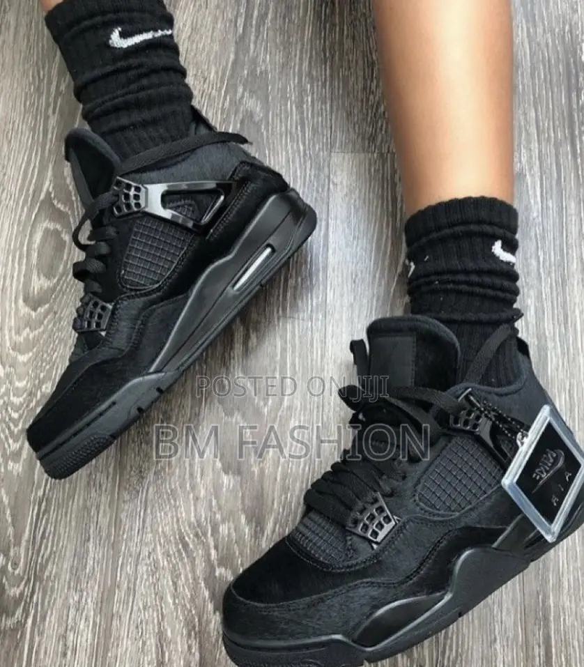 Jordan 4 Black