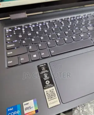 Photo - New Laptop Lenovo ThinkPad Yoga 8GB Intel Core I5 SSD 512GB