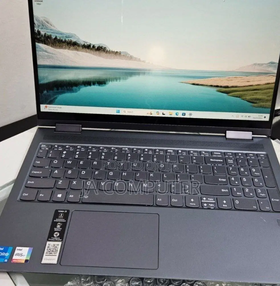 New Laptop Lenovo ThinkPad Yoga 8GB Intel Core I5 SSD 512GB