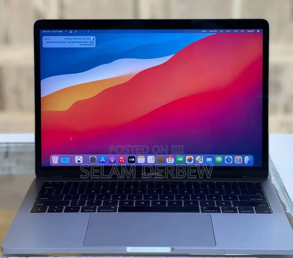 New Laptop Apple MacBook Pro 2017 8GB Intel Core I5 SSD 128GB