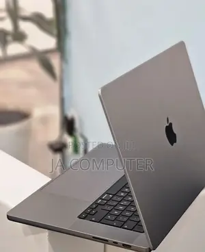 Photo - New Laptop Apple MacBook Pro 2021 M1 16GB Apple M1 Pro SSD 1T