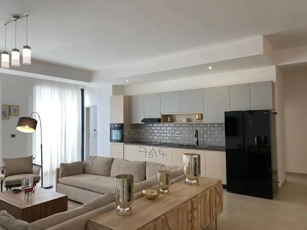 3bdrm Apartment in በቦሌ ጃፓን እጂግ ቅንጡ, Bole for sale