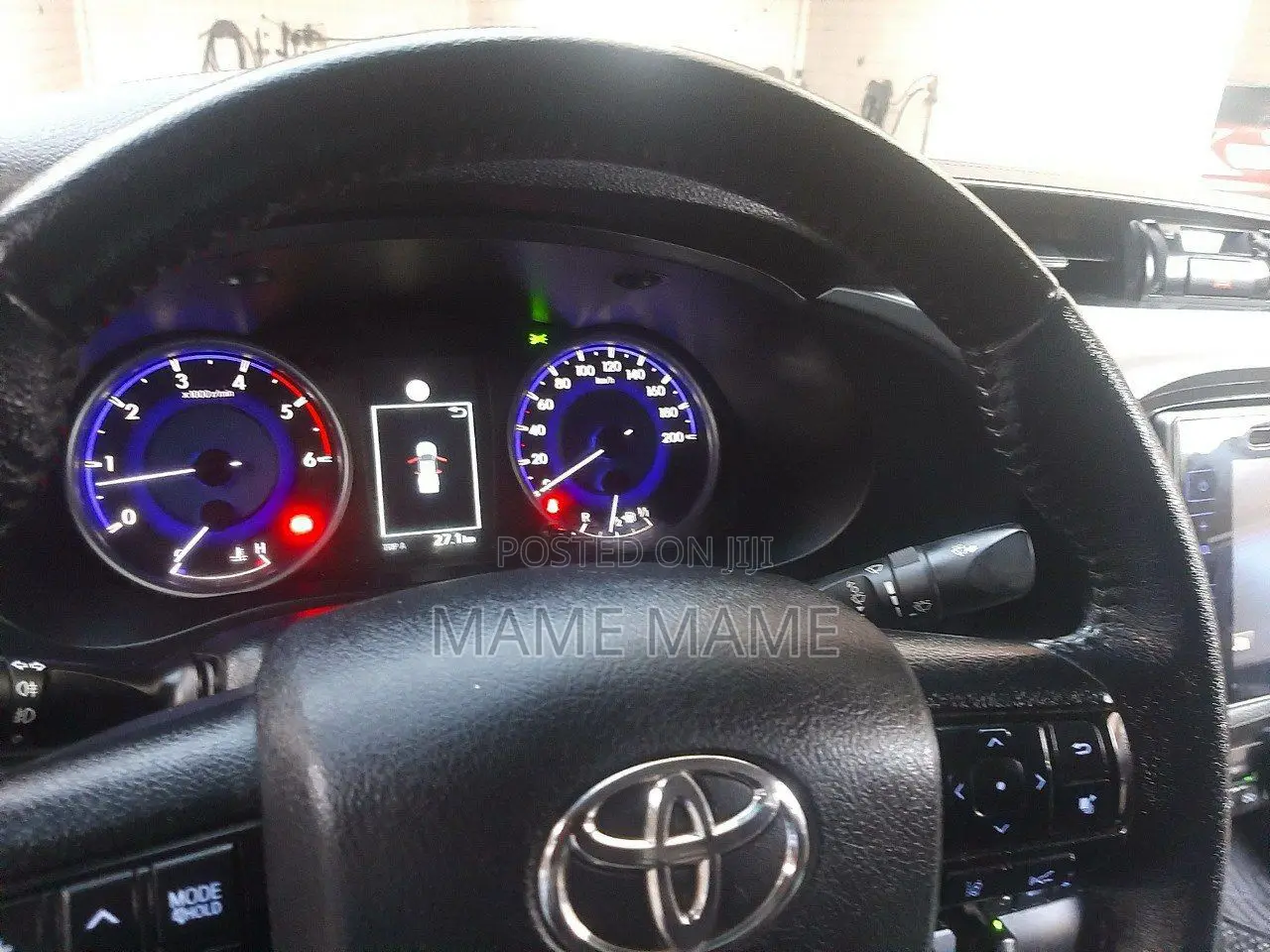 New Toyota Hilux 2022 Gray