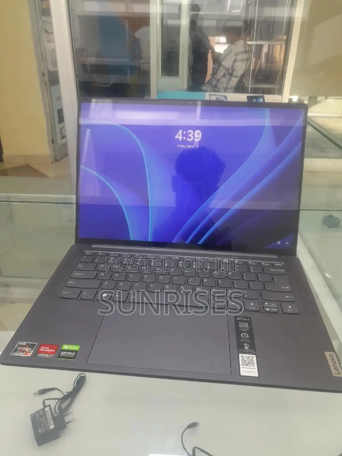 New Laptop Lenovo Ideapad 3 32GB AMD Ryzen 9 SSD 1T