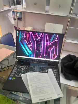 New Laptop Acer Predator Helios 300 16GB Intel Core I7 SSD 1T