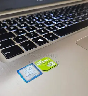 New Laptop Asus VivoBook 15 X505BA 16GB Intel Core I7 HDD 1T