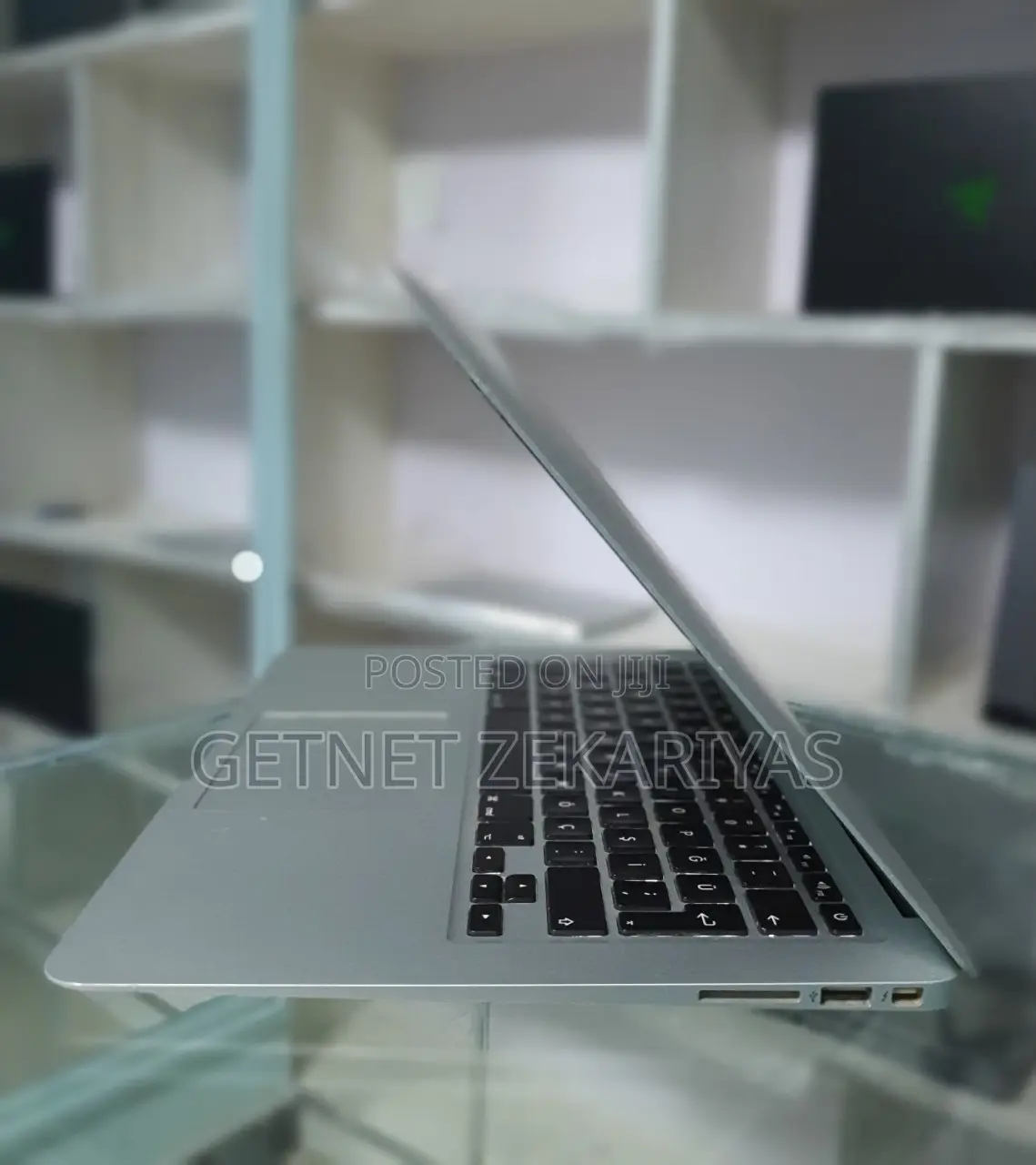 New Laptop Apple MacBook Air 2017 8GB Intel Core I5 SSD 128GB