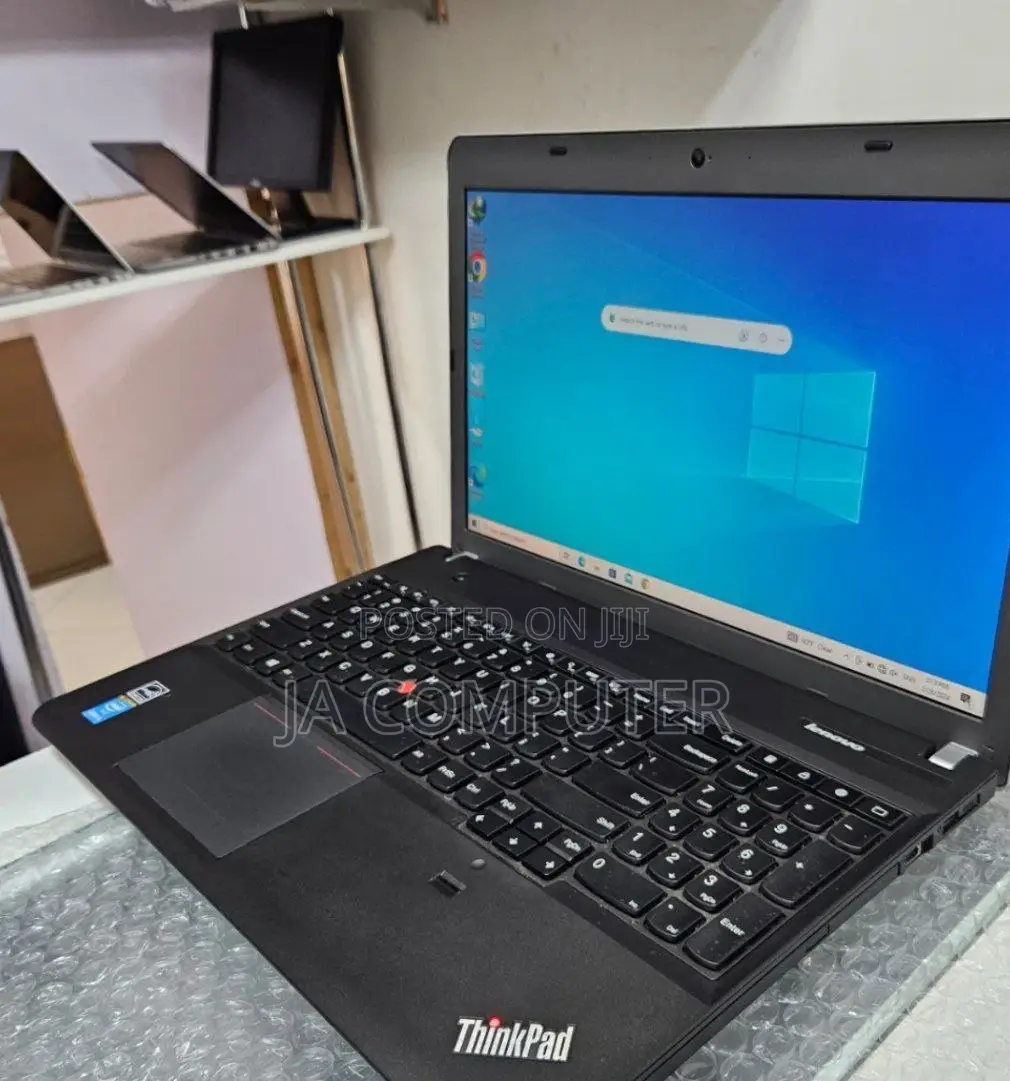 New Laptop Lenovo ThinkPad Yoga 4GB Intel Core I5 SSD 500GB