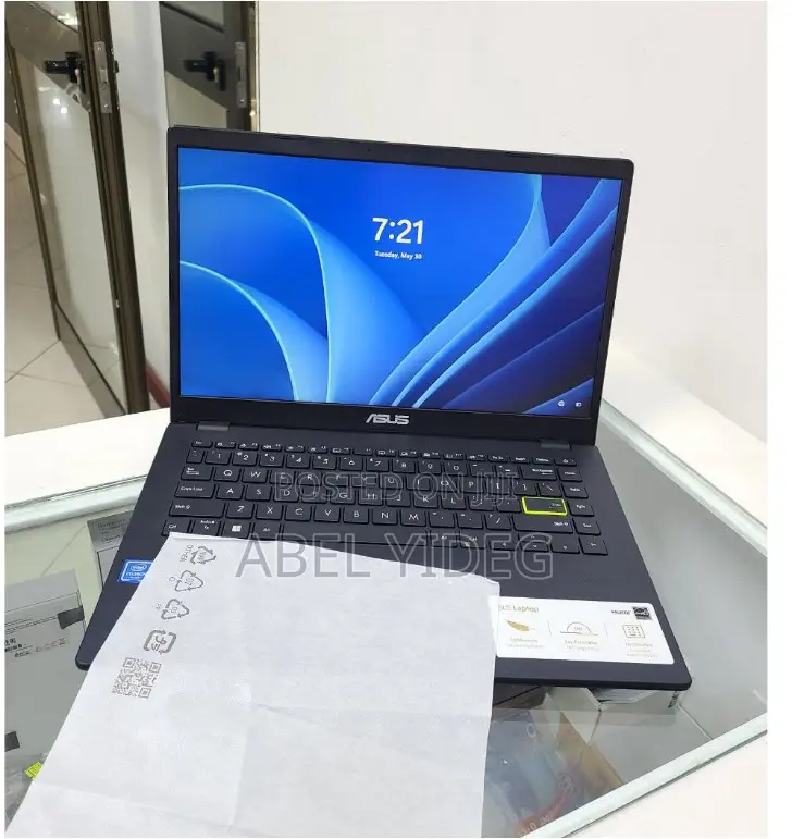 New Laptop Asus VivoBook 15 X505BA 4GB Intel Celeron SSD 256GB