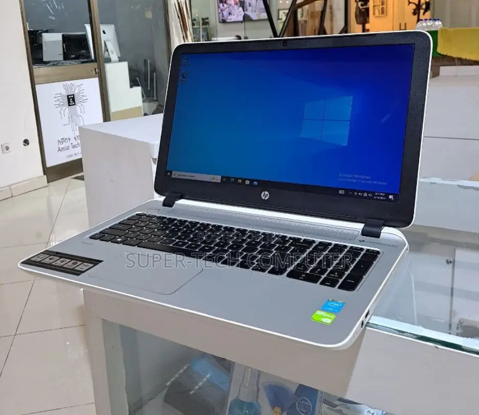 New Laptop HP Pavilion 13 8GB Intel Core I5 HDD 1T