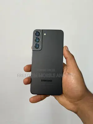 Photo - Samsung Galaxy S22 5G 256 GB Black