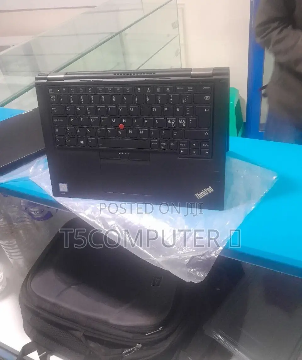 New Laptop Lenovo ThinkPad Yoga 370 16GB Intel Core I5 SSD 512GB