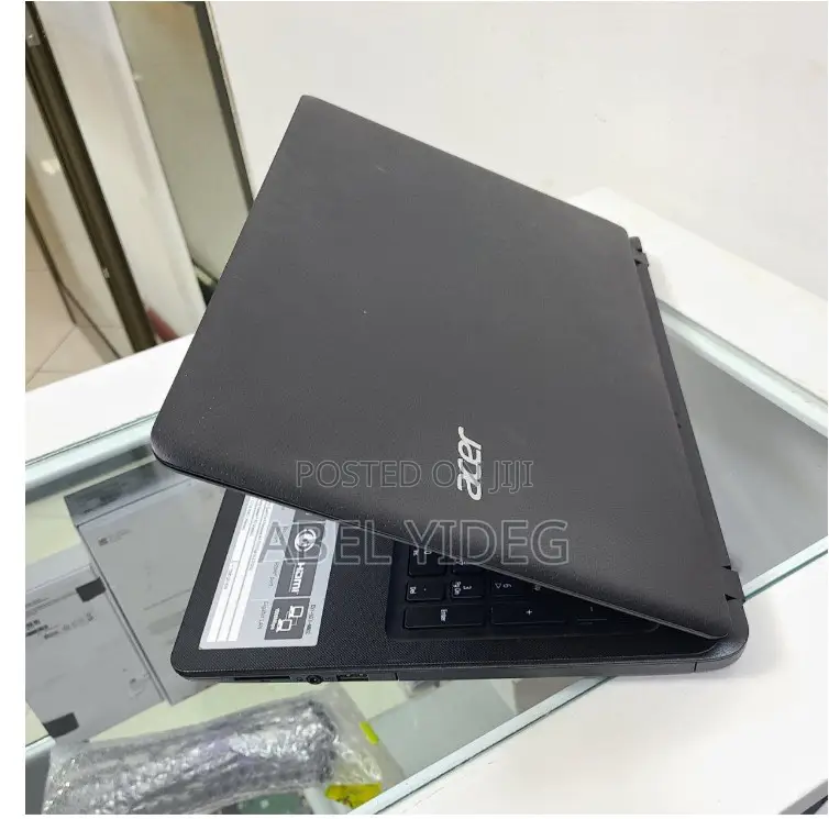 New Laptop Acer Aspire ES 12GB AMD A4 HDD 1T
