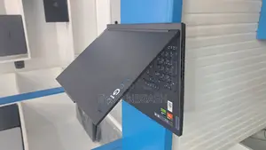 New Laptop Lenovo Legion 5 16GB AMD Ryzen 7 SSD 512GB