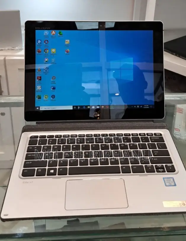 New Laptop HP X2 8GB Intel Core I5 SSD 256GB