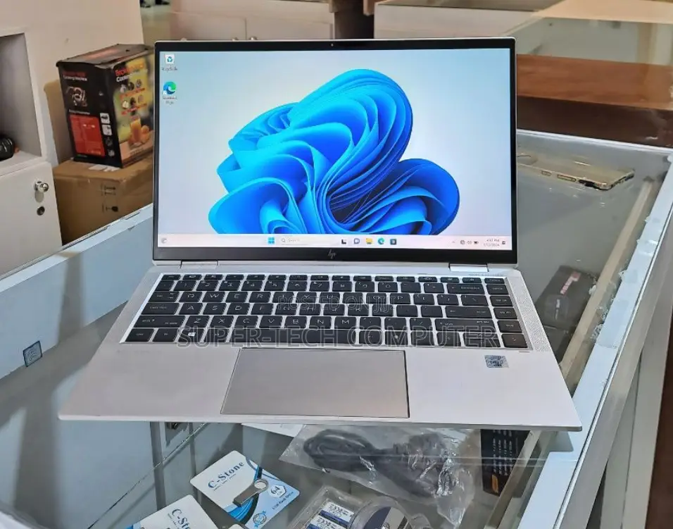 New Laptop HP EliteBook X360 1040 G7 16GB Intel Core I7 SSD 512GB