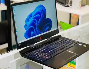 Photo - New Laptop HP 16GB Intel Core I7 SSD 512GB