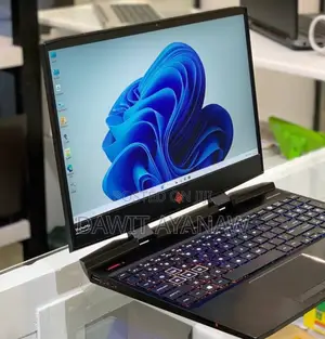 New Laptop HP 16GB Intel Core I7 SSD 512GB