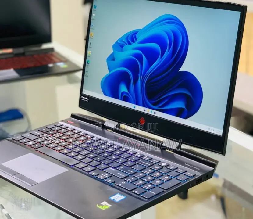 New Laptop HP 16GB Intel Core I7 SSD 512GB