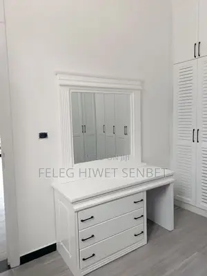 Furnished 5bdrm Villa in አአ, Bole for sale