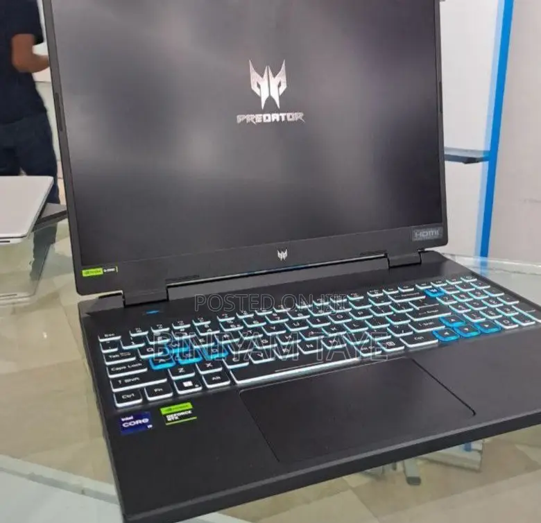 New Laptop Acer Predator Helios 300 16GB Intel Core I9 SSD 1T