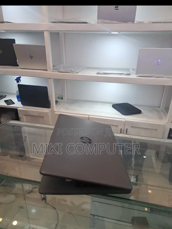 New Laptop HP Stream Notebook 8GB Intel Core I5 HDD 1T