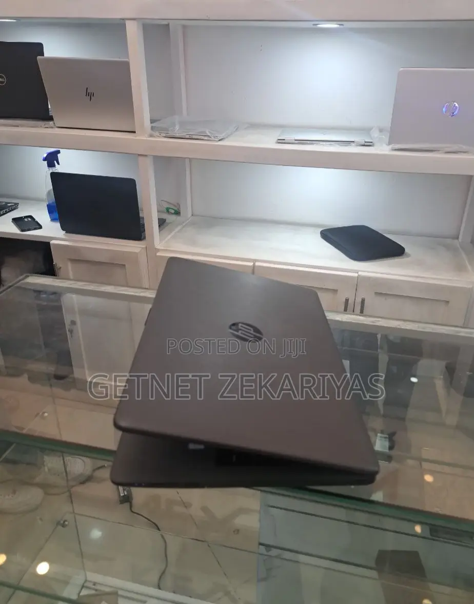 New Laptop HP Stream Notebook 8GB Intel Core I5 HDD 1T