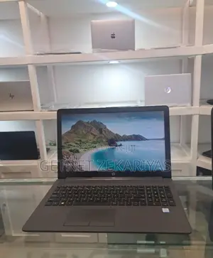 New Laptop HP Stream Notebook 8GB Intel Core I5 HDD 1T