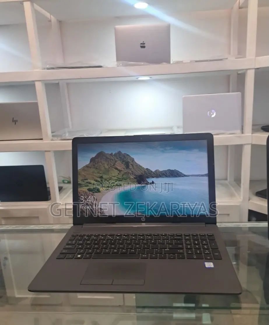 New Laptop HP Stream Notebook 8GB Intel Core I5 HDD 1T