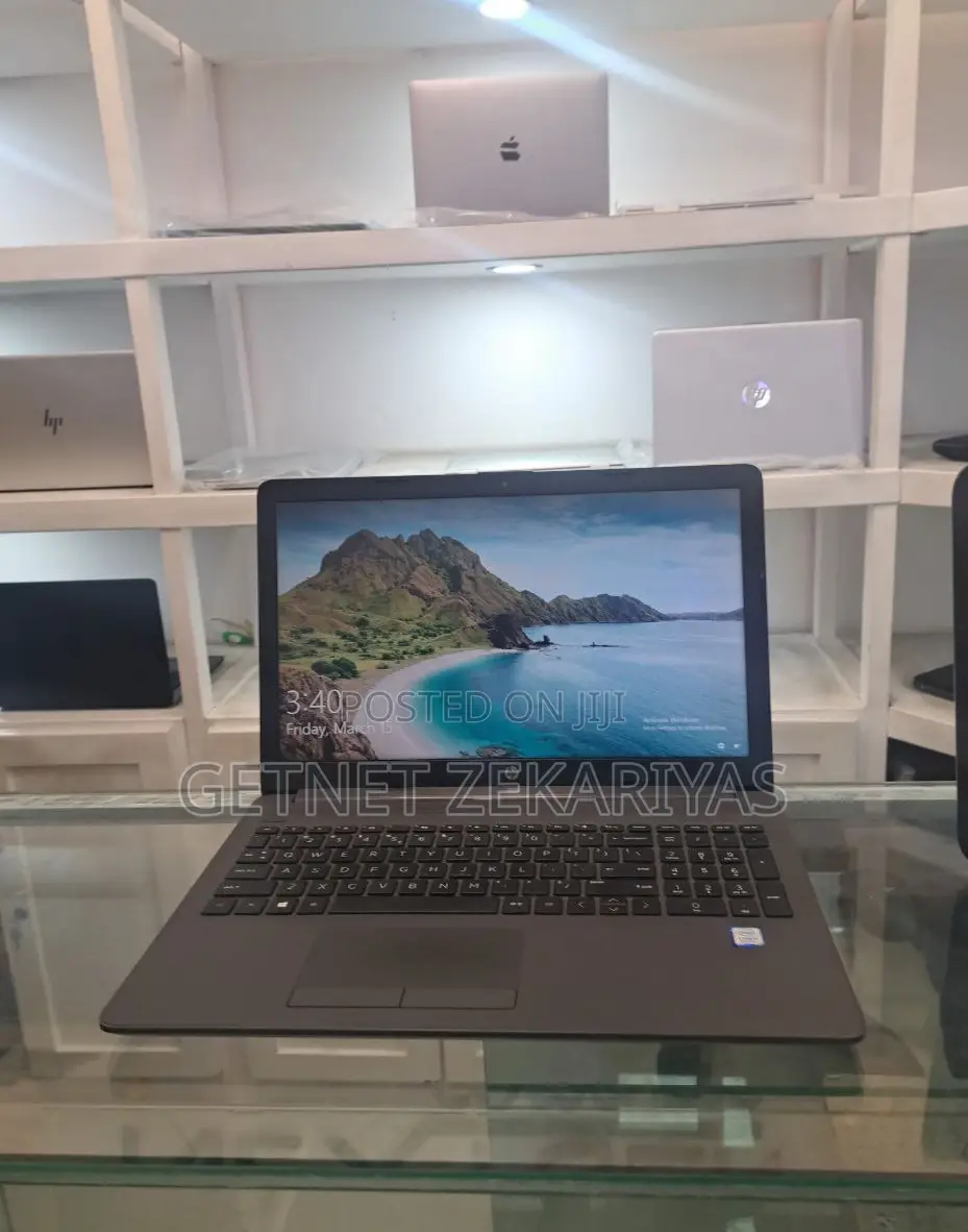 New Laptop HP Stream Notebook 8GB Intel Core I5 HDD 1T