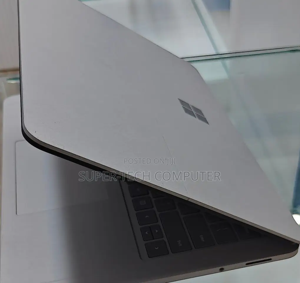 New Laptop Microsoft Surface Pro 9 16GB Intel Core I7 SSD 1T