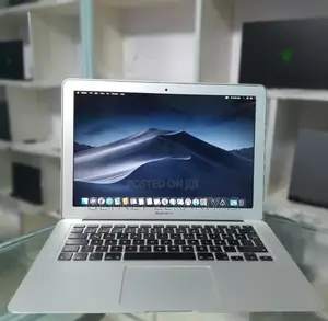 Photo - New Laptop Apple MacBook Air 2017 8GB Intel Core I5 SSD 128GB