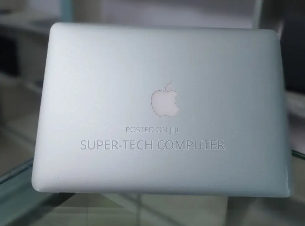 New Laptop Apple MacBook Air 2017 8GB Intel Core I5 SSD 128GB